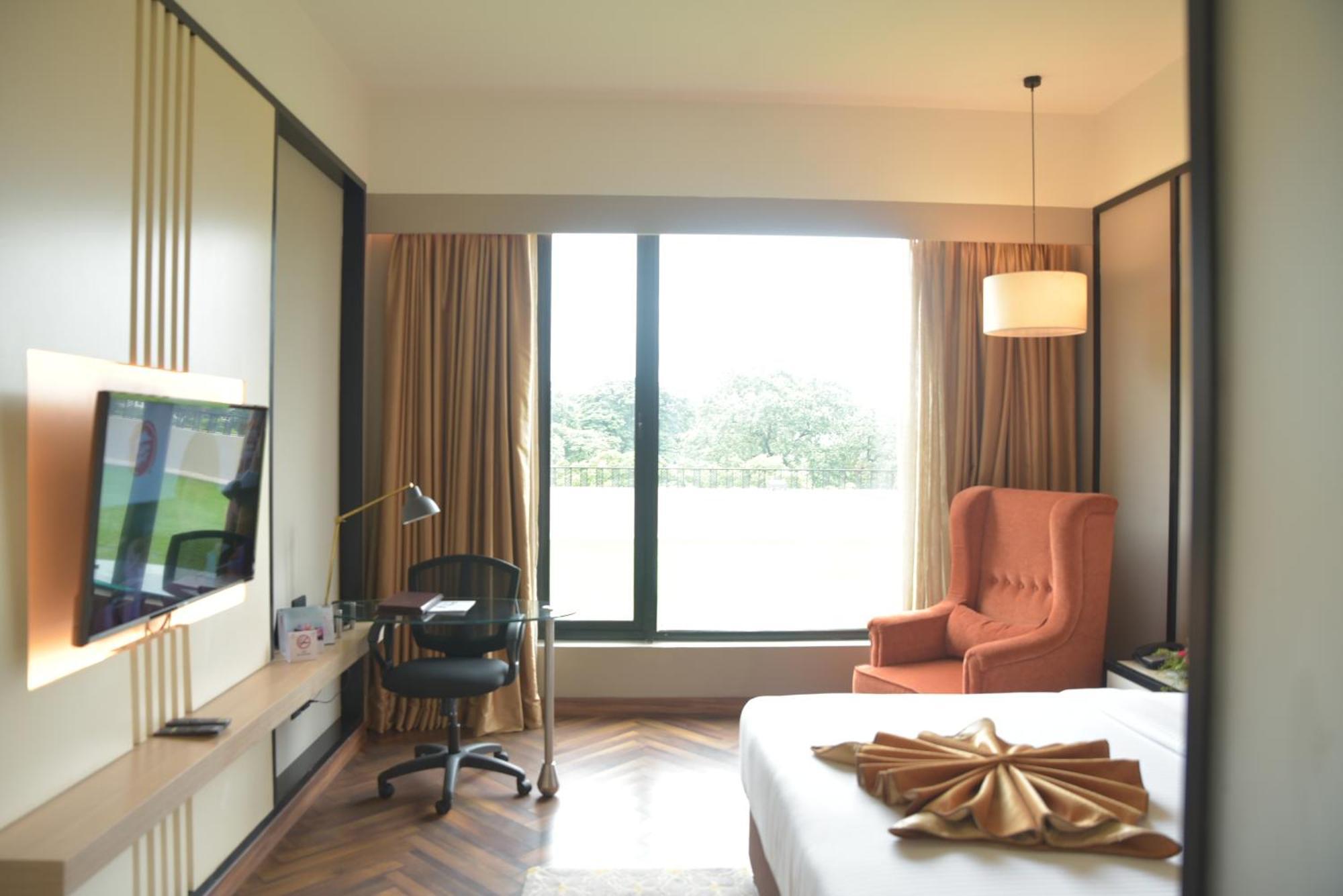Hotel Polo Towers Agartala Luaran gambar
